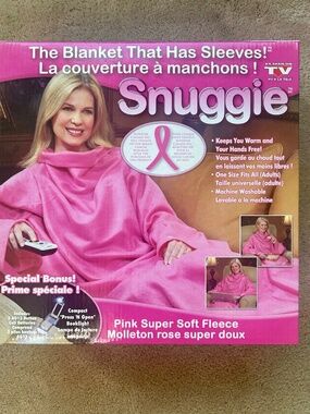 NWT Snuggie Blanket with Sleeves in Pink Colour- Brand New in Box